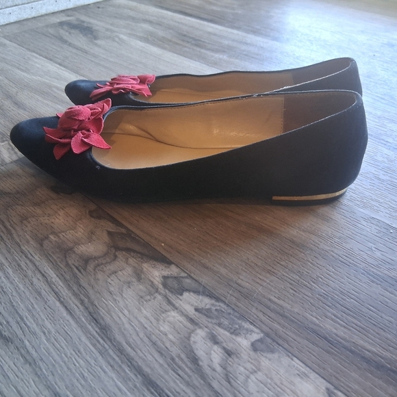 Talbots Red Flower Gold Heel Black Flats Causal Sz 8 Pointed Toe Prep Holiday - Picture 3 of 7